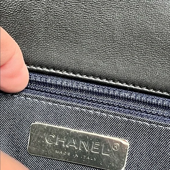 AUTH CHANEL 19K CC Mania Small Flap Bag BLACK/GOLD Full Set RECEIPT - Picture 7 of 12